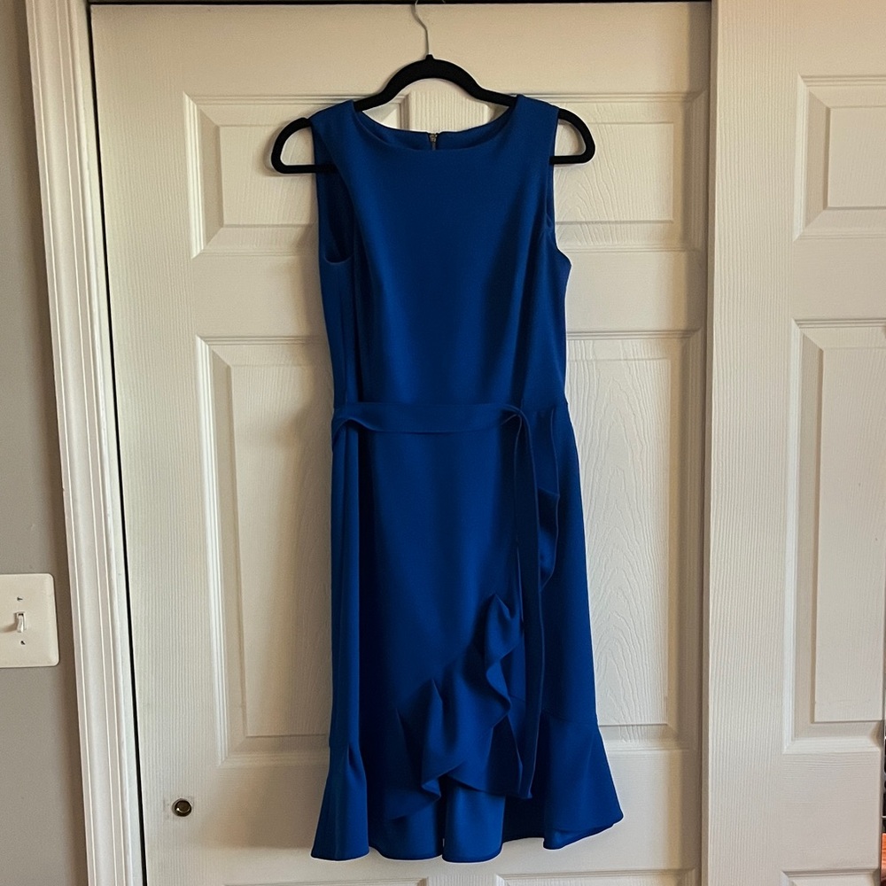Elegant Blue Sleeveless Dress